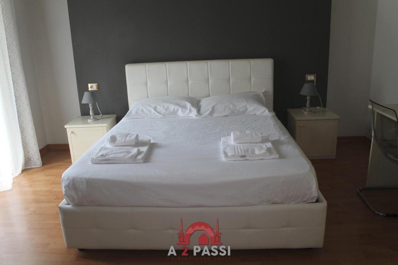 A 2 Passi Da Stesicoro Suite Catania Ngoại thất bức ảnh